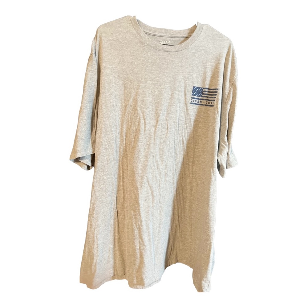 Never worn Men’s 2XLT Ocean+Coast T-shirt.